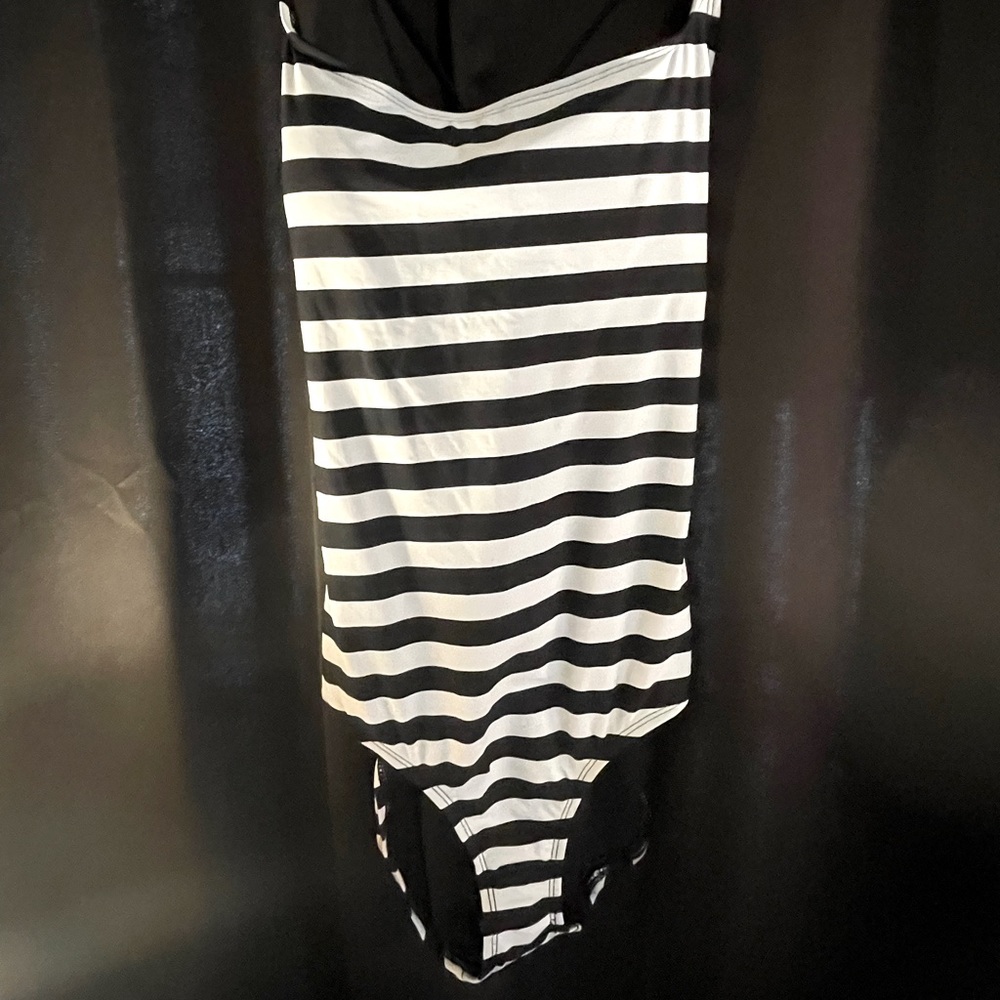 NWT, Cole of California Swimwear